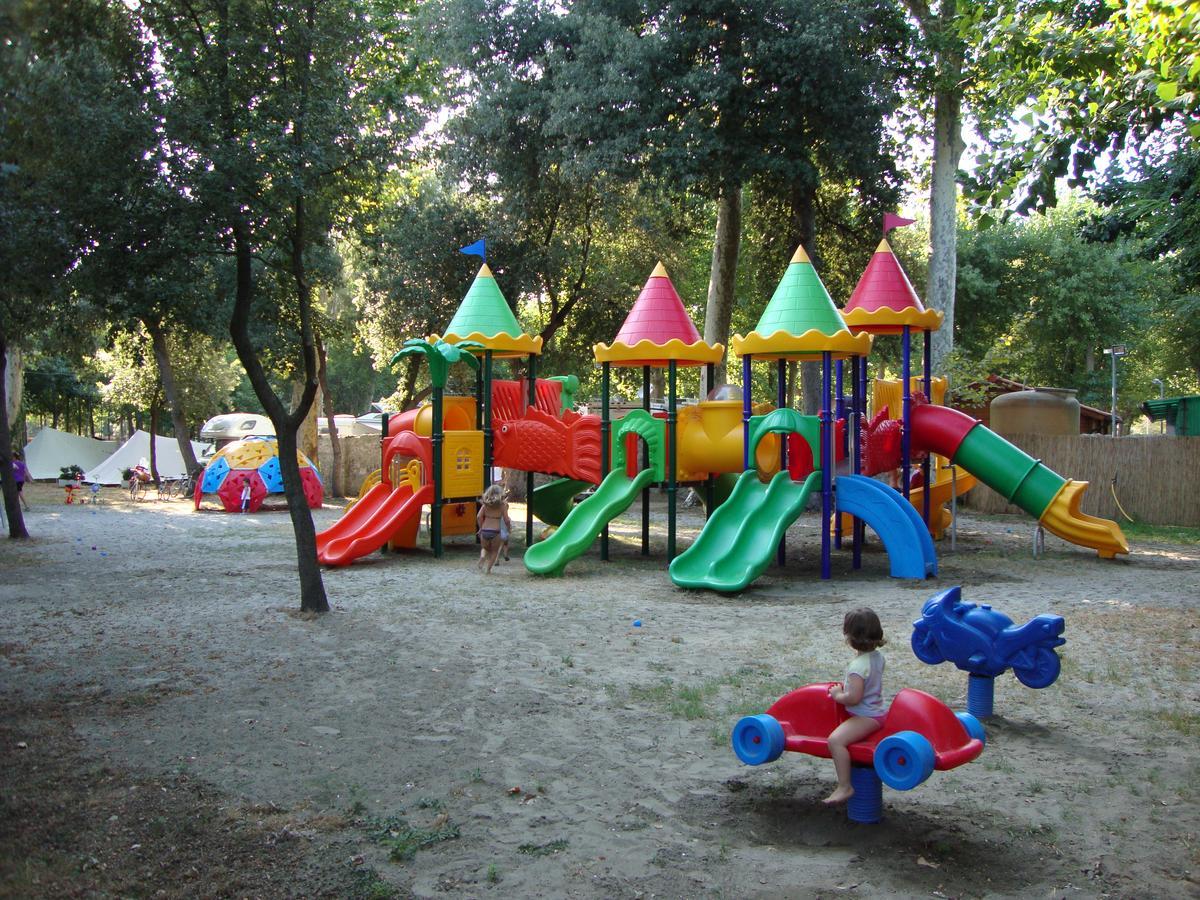 Camping Village *